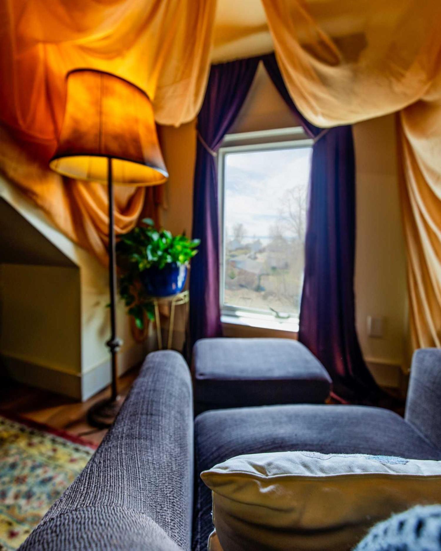 Centrally Located With Lake Views Burlington Luaran gambar